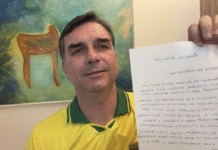 Em carta, Bolsonaro diz que Flávio é seu ‘porta-voz’ – CartaCapital Em carta, Bolsonaro diz que Flávio é seu 'porta-voz' – CartaCapital