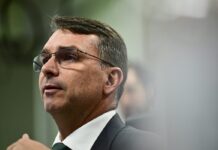 Flávio pede que OAB se manifeste após Moraes suspender visitas a Bolsonaro – CartaCapital Flávio pede que OAB se manifeste após Moraes suspender visitas a Bolsonaro – CartaCapital