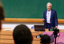 Nobel da economia diz que impacto da IA no emprego é superestimado Nobel da economia diz que impacto da IA no emprego é superestimado