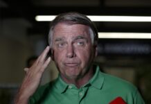 PF apreende espingarda de Bolsonaro no Rio Grande do Sul – CartaCapital PF apreende espingarda de Bolsonaro no Rio Grande do Sul – CartaCapital