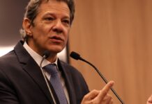 PT lança candidatura de Fernando Haddad ao governo de São Paulo PT lança candidatura de Fernando Haddad ao governo de São Paulo
