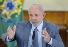 governo espera lista final do tarifaço para discutir reação contra os EUA – CartaCapital governo espera lista final do tarifaço para discutir reação contra os EUA – CartaCapital