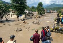 Avalanche de lama na fronteira do Nepal com o Tibete deixa 160 mortos e quase 1000 desaparecidos – Imprensa Bahia Avalanche de lama na fronteira do Nepal com o Tibete deixa 160 mortos e quase 1000 desaparecidos – Imprensa Bahia