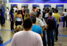 Bancários farão paralisação de 24 horas nesta quinta-feira Bancários farão paralisação de 24 horas nesta quinta-feira