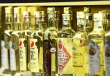 Cresce o número de estabelecimentos na cadeia produtiva da cachaça Cresce o número de estabelecimentos na cadeia produtiva da cachaça