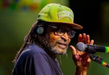 Edson Gomes dá entrada na UTI em hospital – Imprensa Bahia Edson Gomes dá entrada na UTI em hospital – Imprensa Bahia