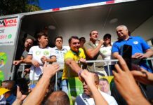 Eventos esvaziados provocam mal-estar na campanha de Flávio Bolsonaro Eventos esvaziados provocam mal-estar na campanha de Flávio Bolsonaro