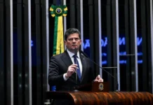 Juros altos agravam endividamento de famílias e empresas, diz Moro #Acesse Política