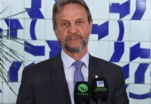 Líder do PT passa mal e Câmara suspende votações Líder do PT passa mal e Câmara suspende votações