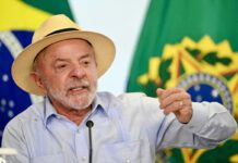 ‘Record’ mostra entrevista exclusiva de Lula na hora do debate na ‘Band’ – CartaCapital 'Record' mostra entrevista exclusiva de Lula na hora do debate na 'Band' – CartaCapital