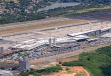 Aeroporto de Confins suspende operações neste sábado após problema na pista Aeroporto de Confins suspende operações neste sábado após problema na pista