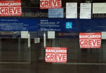 Bancários rejeitam proposta da Caixa e mantêm greve nacional Bancários rejeitam proposta da Caixa e mantêm greve nacional