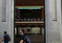 Bolsa sobe 1,3% e atinge maior nível em quase quatro meses Bolsa sobe 1,3% e atinge maior nível em quase quatro meses