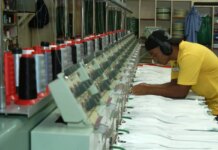 Economia recua 0,4% na passagem de junho para julho, estima FGV Economia recua 0,4% na passagem de junho para julho, estima FGV