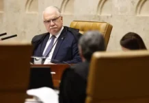 Fachin retira da pauta julgamento de André Mendonça sobre caso Banco Master #Acesse Política