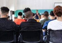 Feira em SP reúne programas de intercâmbio e bolsas esportivas Feira em SP reúne programas de intercâmbio e bolsas esportivas