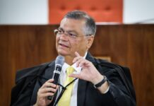 Leia a íntegra de decisão de Dino que liberou posts sobre Flávio Bolsonaro e Nossa Senhora Leia a íntegra de decisão de Dino que liberou posts sobre Flávio Bolsonaro e Nossa Senhora