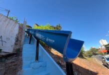 Lixoduto de fibra de vidro que facilita descarte em encostas começa a ser testado em Salvador – Prefeitura Municipal de Salvador Lixoduto de fibra de vidro que facilita descarte em encostas começa a ser testado em Salvador – Prefeitura Municipal de Salvador