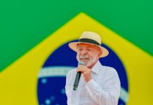 Lula faz ato com artistas no Rio e candidatos debatem em São Paulo – CartaCapital Lula faz ato com artistas no Rio e candidatos debatem em São Paulo – CartaCapital