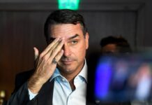 PT aciona STF por possível apoio estrangeiro a campanha de Flávio Bolsonaro – CartaCapital PT aciona STF por possível apoio estrangeiro a campanha de Flávio Bolsonaro – CartaCapital