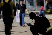 Percentual de jovens nem-nem no Brasil cai para 22,4%, mostra estudo Percentual de jovens nem-nem no Brasil cai para 22,4%, mostra estudo