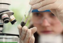 Prêmio para mulheres e meninas cientistas abre inscrições até outubro Prêmio para mulheres e meninas cientistas abre inscrições até outubro