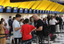 Aeroporto de Congonhas cancela voos após chuvas fortes atingirem SP Aeroporto de Congonhas cancela voos após chuvas fortes atingirem SP