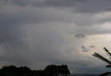 Após temporal, deslizamento de terra mata uma pessoa em São Paulo Após temporal, deslizamento de terra mata uma pessoa em São Paulo