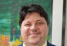 Argentina deporta jornalista brasileiro crítico a Milei Argentina deporta jornalista brasileiro crítico a Milei