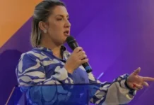 Daniella Marques anuncia proposta de transição em eventual governo Flávio Bolsonaro #Acesse Política