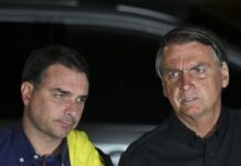 Do que Flávio Bolsonaro precisaria para ‘mudar a Constituição’? Do que Flávio Bolsonaro precisaria para 'mudar a Constituição'?