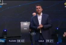 Flávio Bolsonaro promete endurecer combate ao crime e levar padrão Einstein ao SUS em debate na Band #Acesse Política
