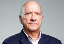 Jornalista Márcio Chaer morre após sofrer infarto ao perseguir ladrão em São Paulo Jornalista Márcio Chaer morre após sofrer infarto ao perseguir ladrão em São Paulo