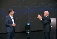 Lula desafia Flávio Bolsonaro a abrir sigilos, mas candidato do PL desconversa Lula desafia Flávio Bolsonaro a abrir sigilos, mas candidato do PL desconversa