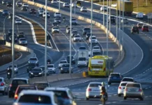 Mais de 567 mil veículos devem circular nas rodovias da Bahia durante esse feriadão #Acesse Política