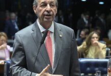Omar Aziz é eleito governador do Amazonas Omar Aziz é eleito governador do Amazonas